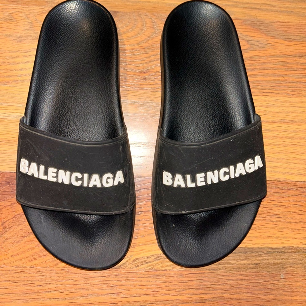 Women’s Balenciaga Slides